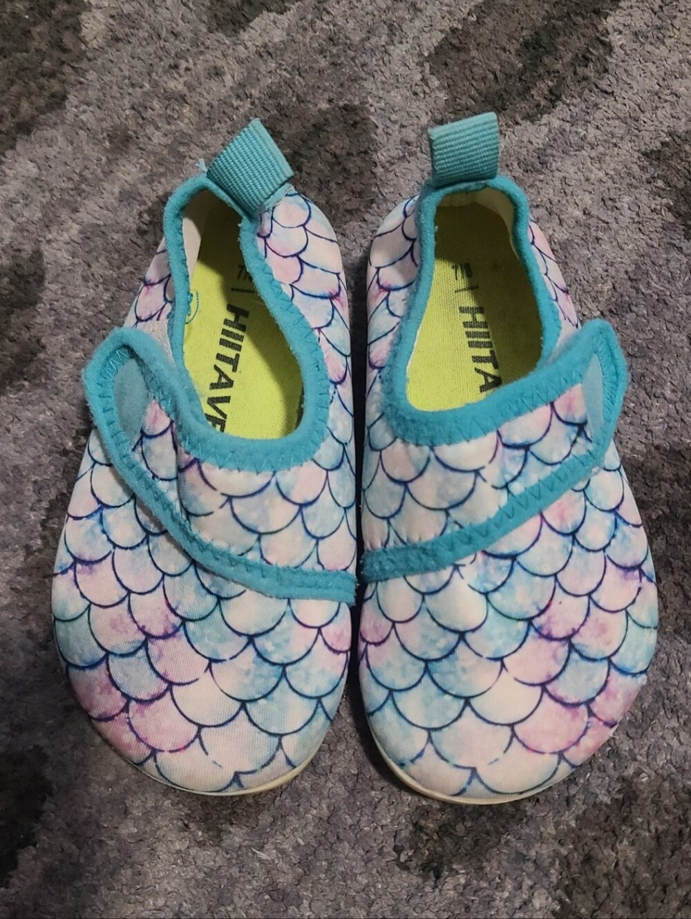 Hiitave Little Girls Water Shoes sz 7-8
